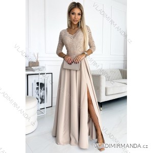 309-10 AMBER Spitze, elegantes langes Kleid mit Ausschnitt und Beinschlitz – Beige