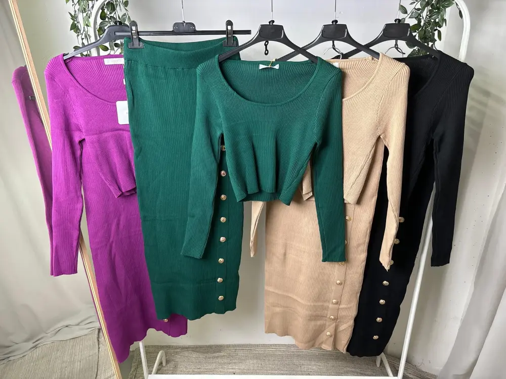 Set aus langärmligem Crop-Top und Rock für den Winter für Damen (Einheitsgröße S/M/L) ITALIAN FASHION IMPLP2472670155